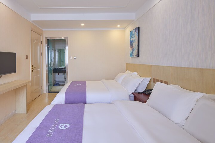 Room 41 of 60