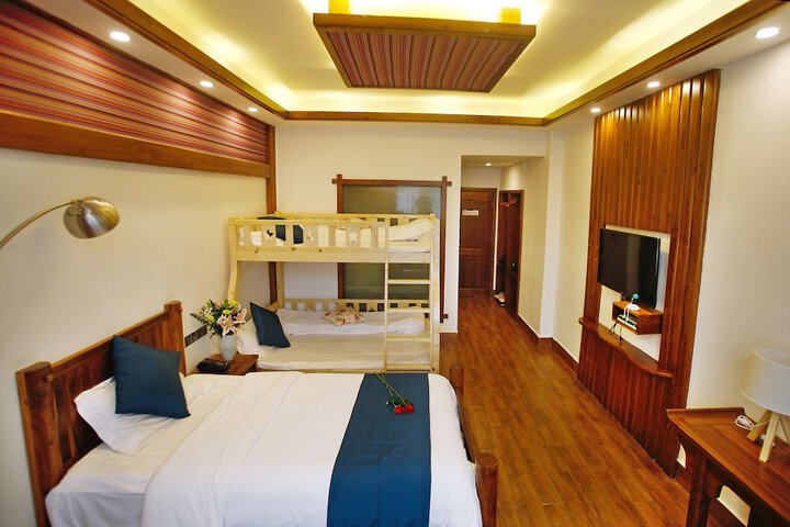 Room 8 of 69