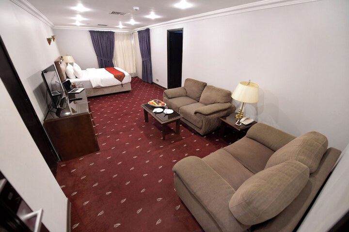 Room 17 of 24
