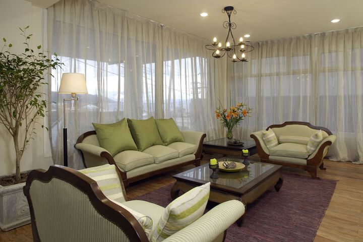Hotel Interior 7 of 92