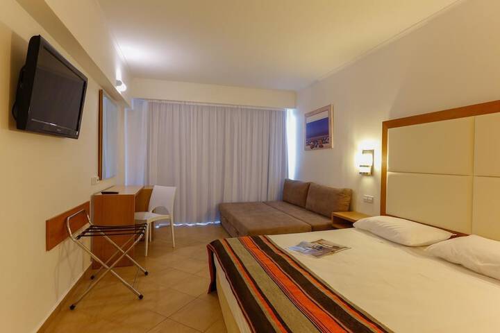 Room 16 of 56