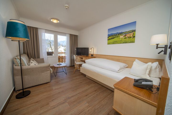 Room 9 of 46