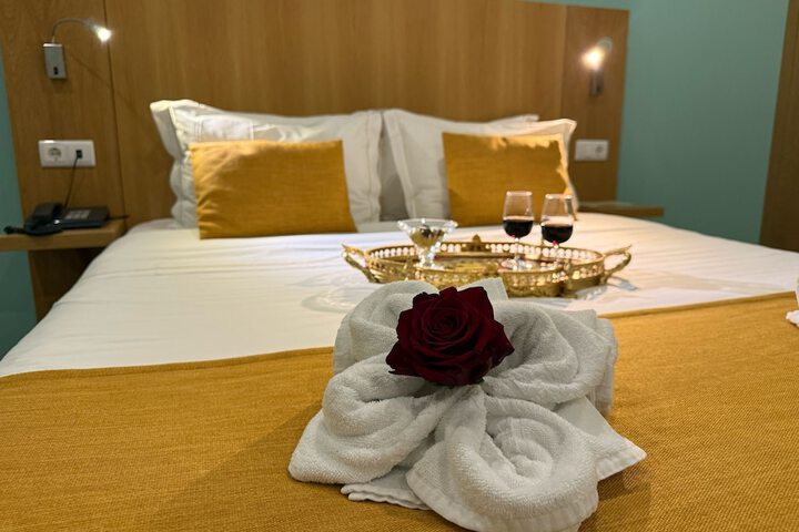 Room 14 of 36