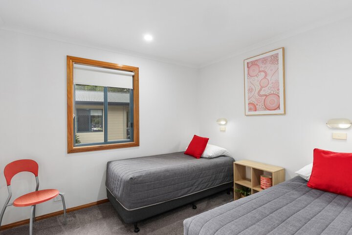 Room 25 of 104