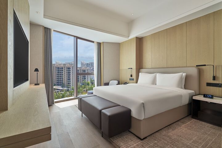 Room 10 of 55