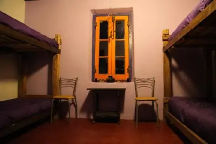 Room 3 of 7