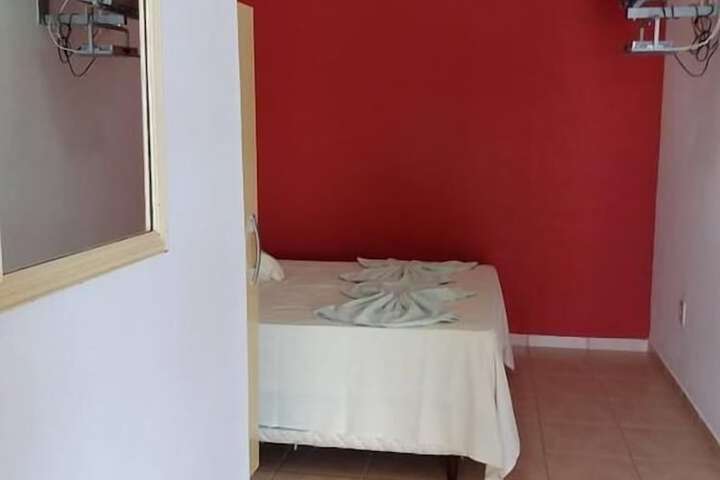 Room 3 of 17