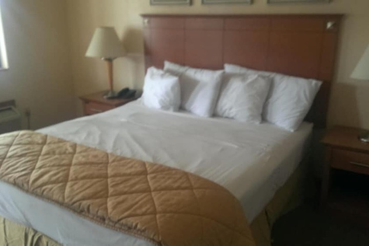 Room 3 of 22
