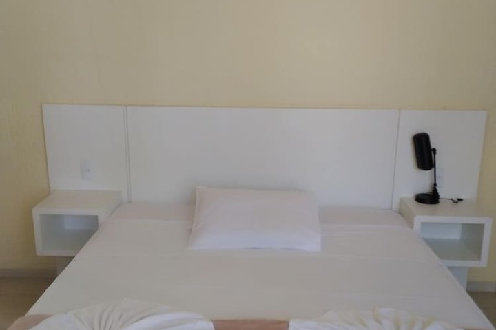 Room 47 of 91