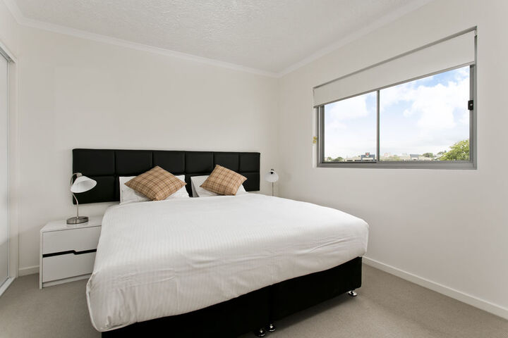 Room 3 of 21