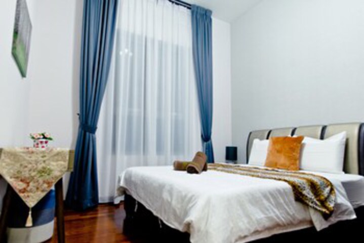 Room 47 of 60
