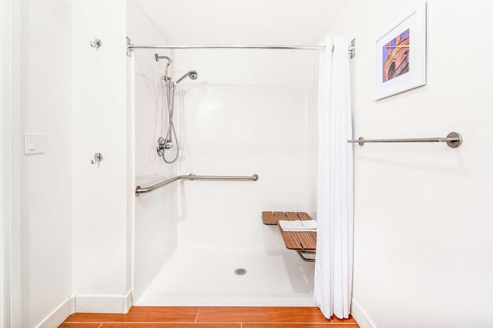 Bathroom shower