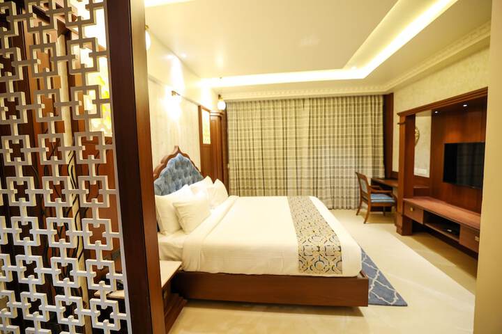 Room 34 of 70