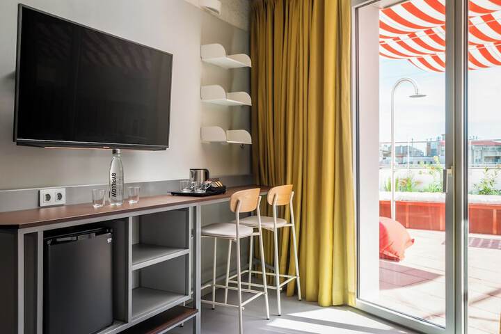 Room 40 of 67