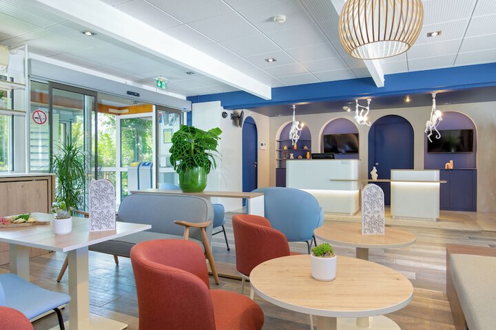 Lobby Entry