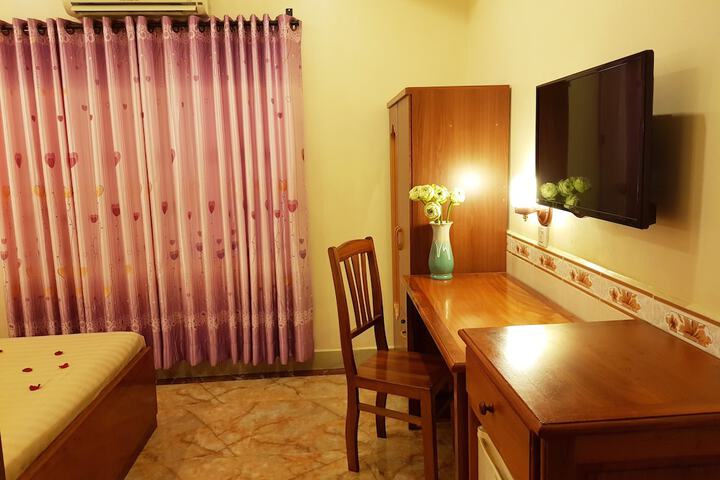 Room 20 of 53