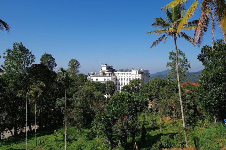 Hotel 102 of 106