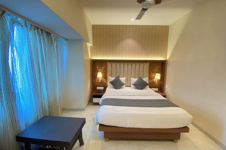Room 19 of 30