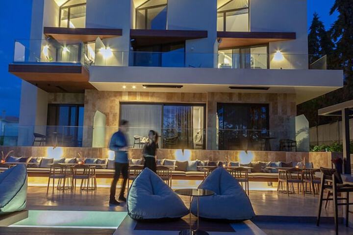 Hotel 148 of 166