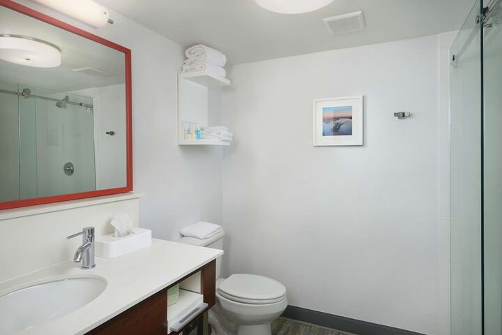 Bathroom shower