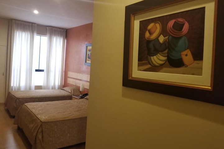 Room 12 of 43