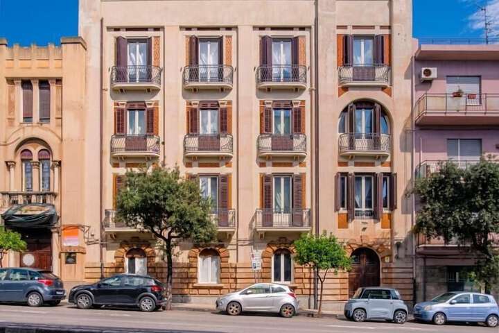 360ME Palace in Messina