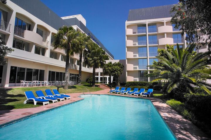 Pool 35 of 62