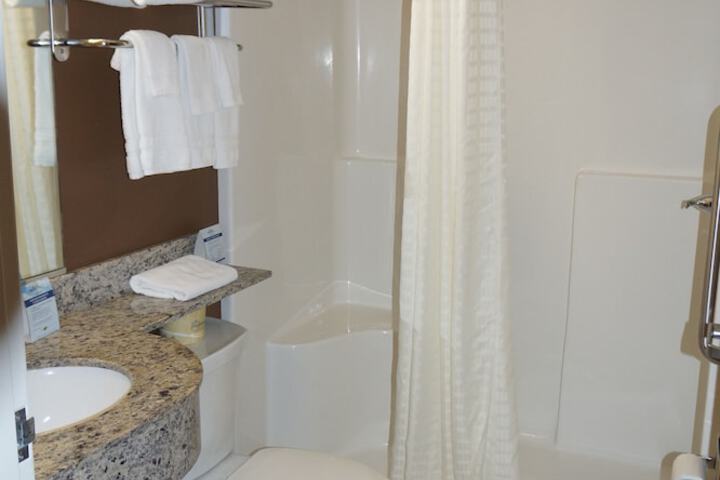 Bathroom shower