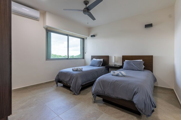 Room 5 of 41