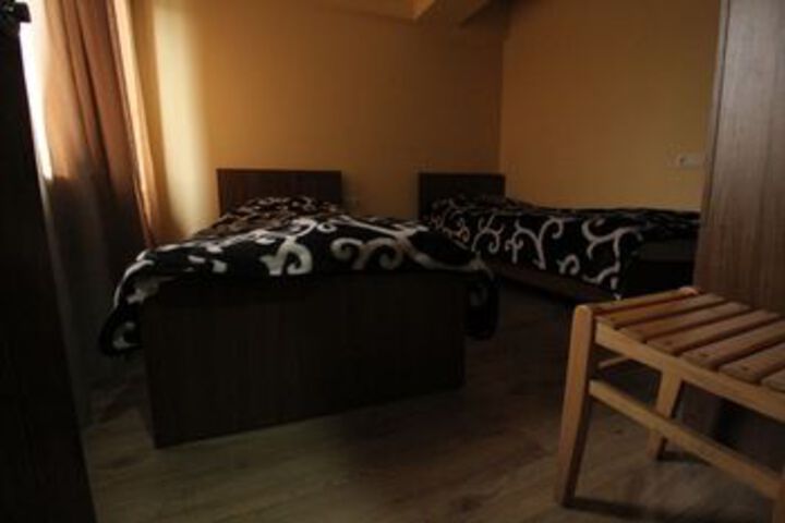 Room 12 of 31