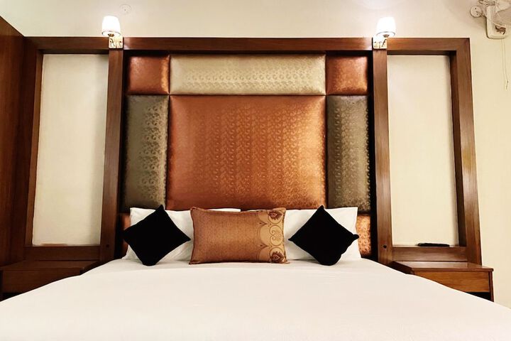Room 37 of 67