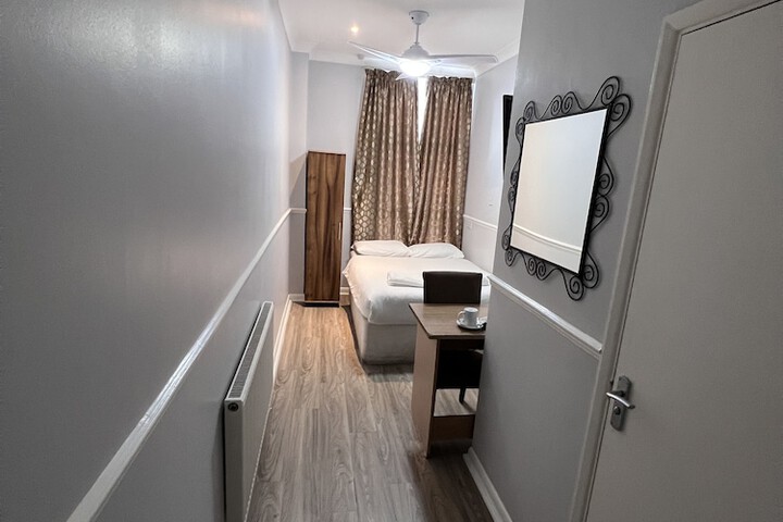 Room 3 of 57