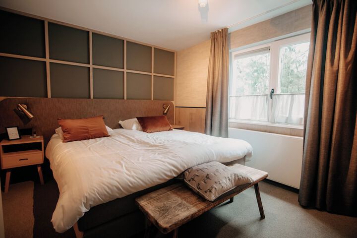 Room 26 of 103