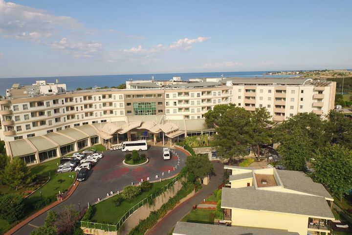 Hotel 79 of 80