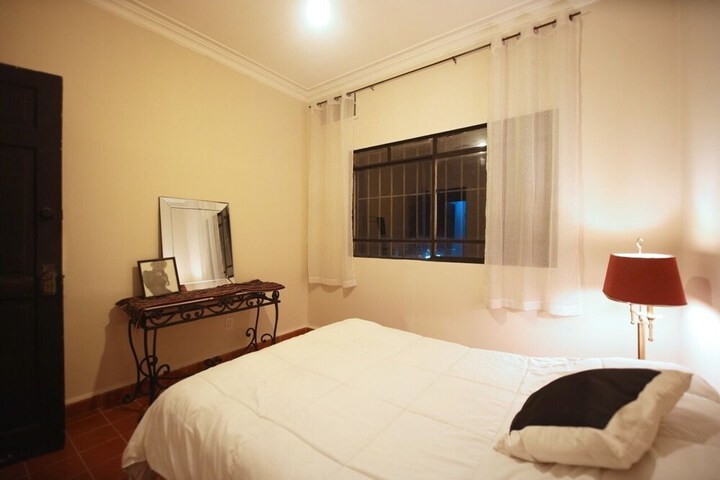 Room 13 of 20