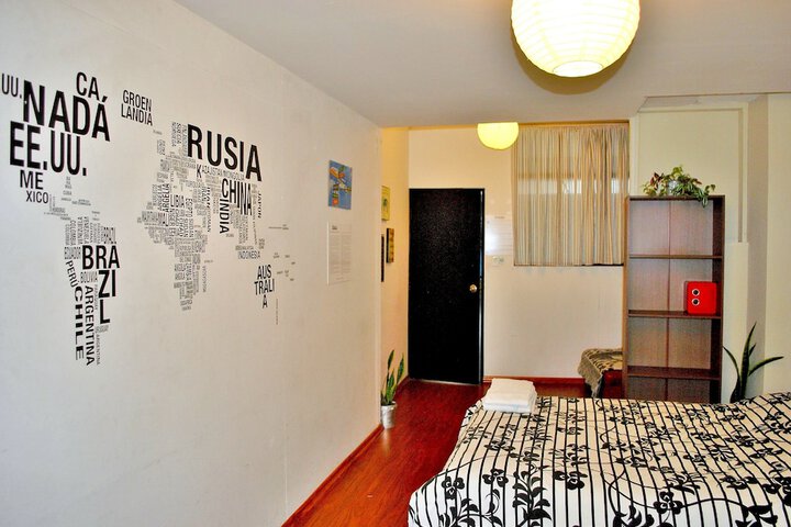Room 7 of 42