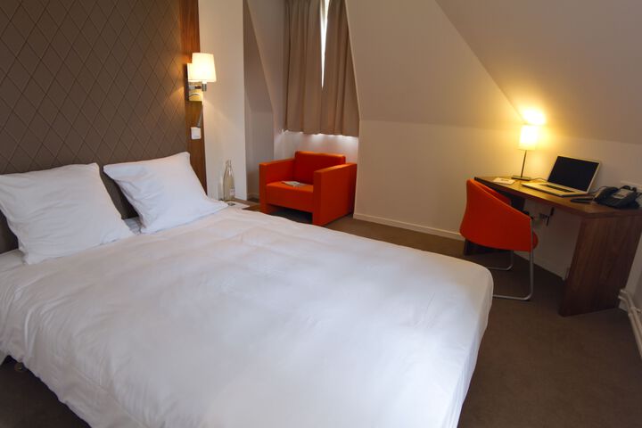 Room 13 of 13
