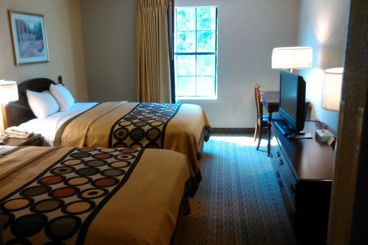 Room 2 of 13