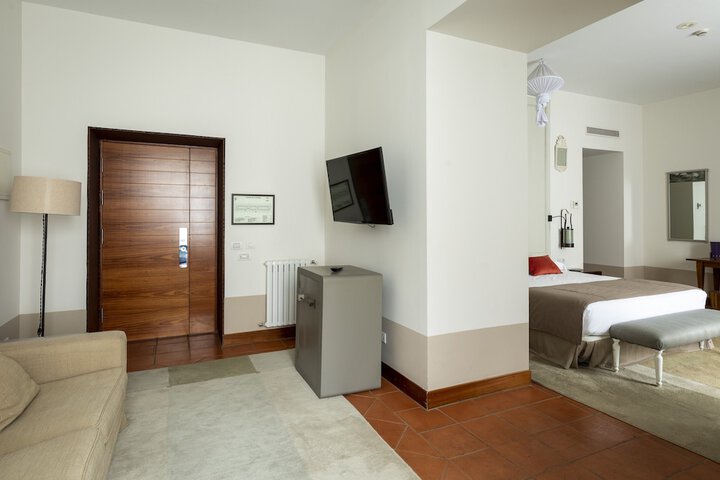 Room 13 of 56