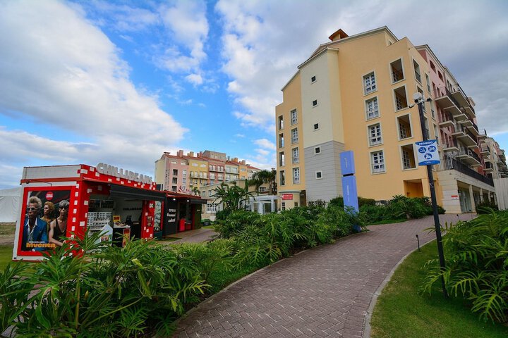 Hotel 64 of 66