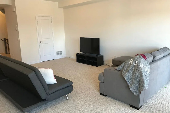 Room 2 of 23