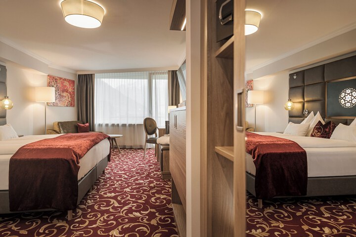 Room 14 of 72