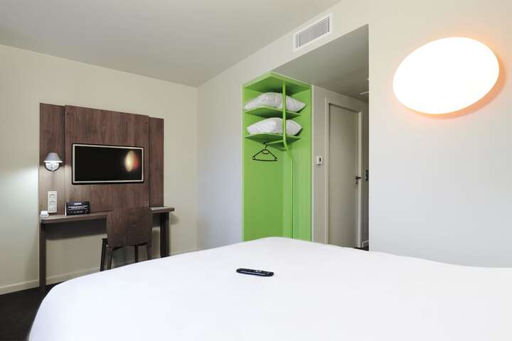 Room 20 of 43