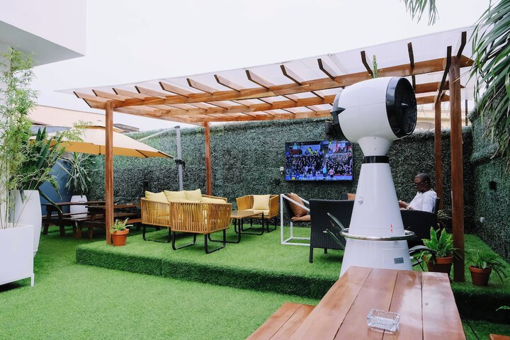 Terrace/Patio 20 of 28