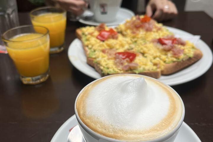 Breakfast/Coffee Service 36 of 44