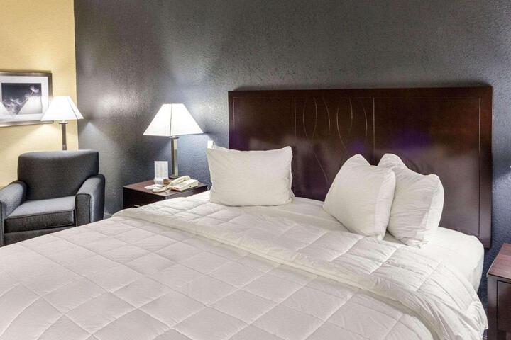 2 Queen Beds Upgrade (3 of 6)