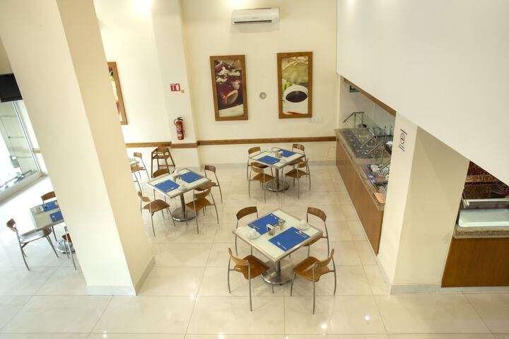 Dining Photos