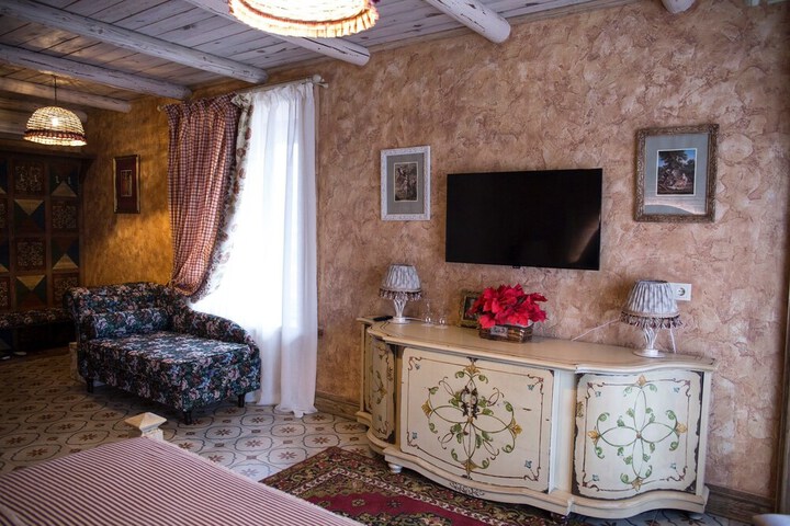Room 25 of 66