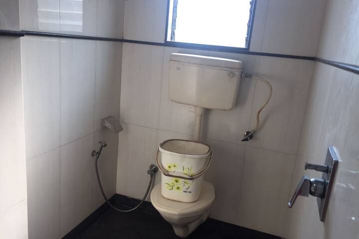 Room 69 of 90