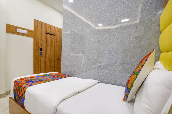 Room 15 of 41